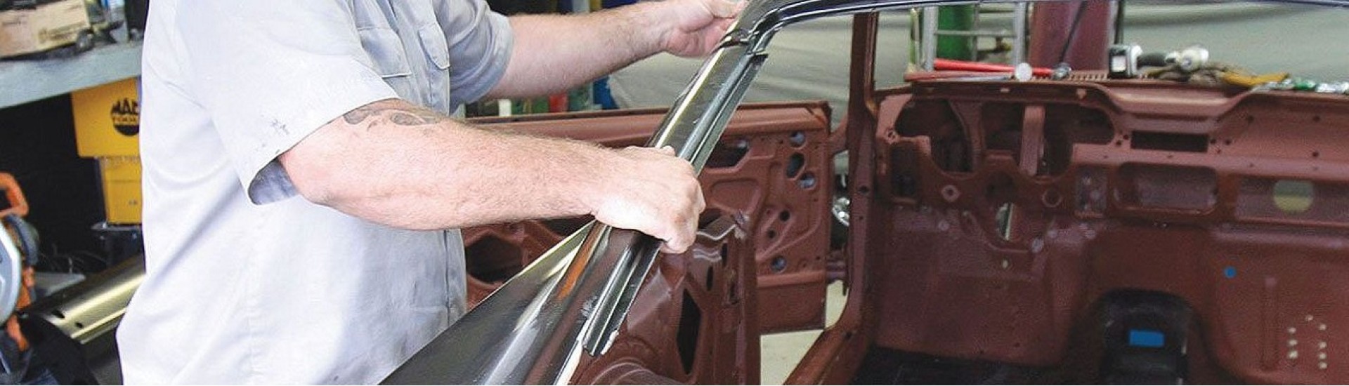 ستون وسط بنز CLS کلاس cls 550 2009 