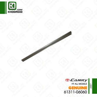 رکاب پلاستیکی فابریک سمت شاگرد تویوتا کمری 2007 جنیون 6131106060