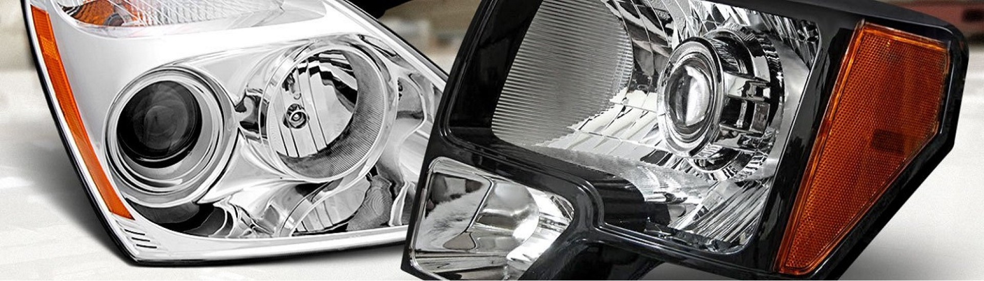 چراغ جلو فابریکی تو سفید سمت شاگرد آئودی S4 CABRIOLET 2006 