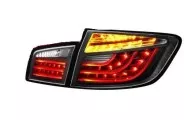چراغ خطر عقب LED روی گلگیر سمت راننده